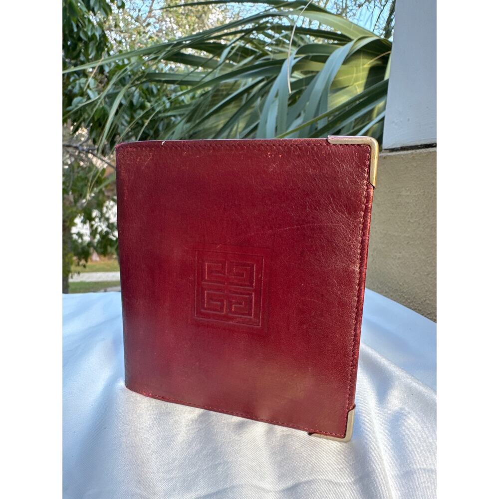 Givenchy Accessory Timeless & Authentic - image 2